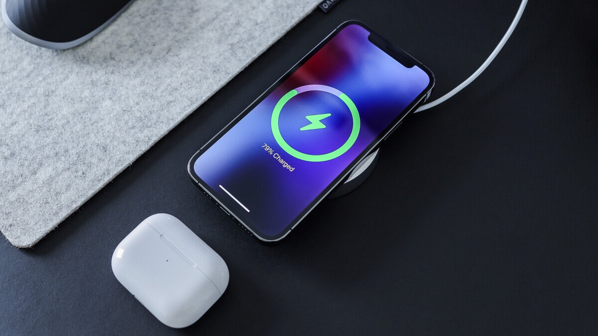 charge iphone